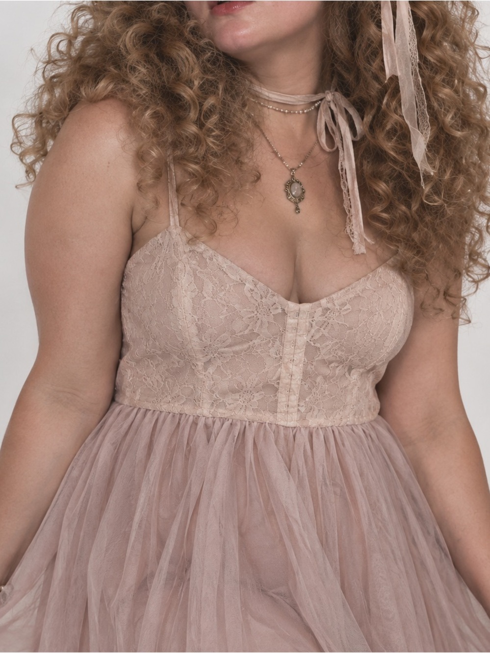 Lace Bodice Tulle Dress in Light Taupe